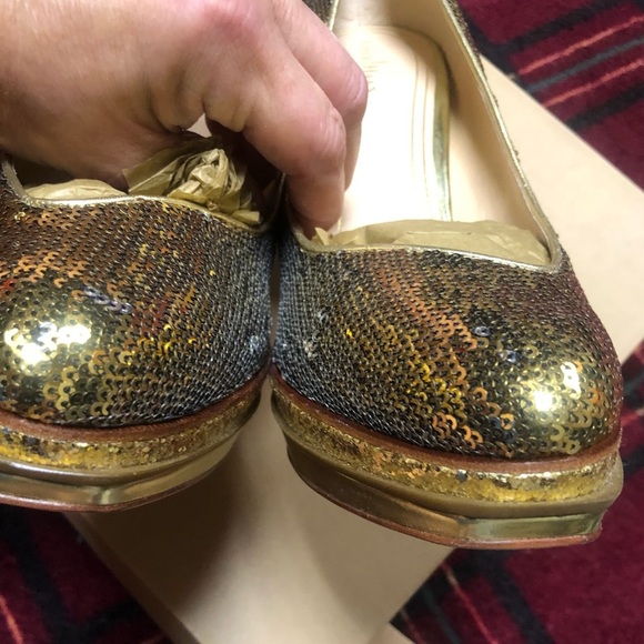 Cole Haan size 10 Gold sequin pumps style is CHELSEA platform at toe - Picture 14 of 15
